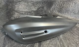 Щиток облицовочн.боковой левый (серебр.C9),пластик (65601BMBTC90)